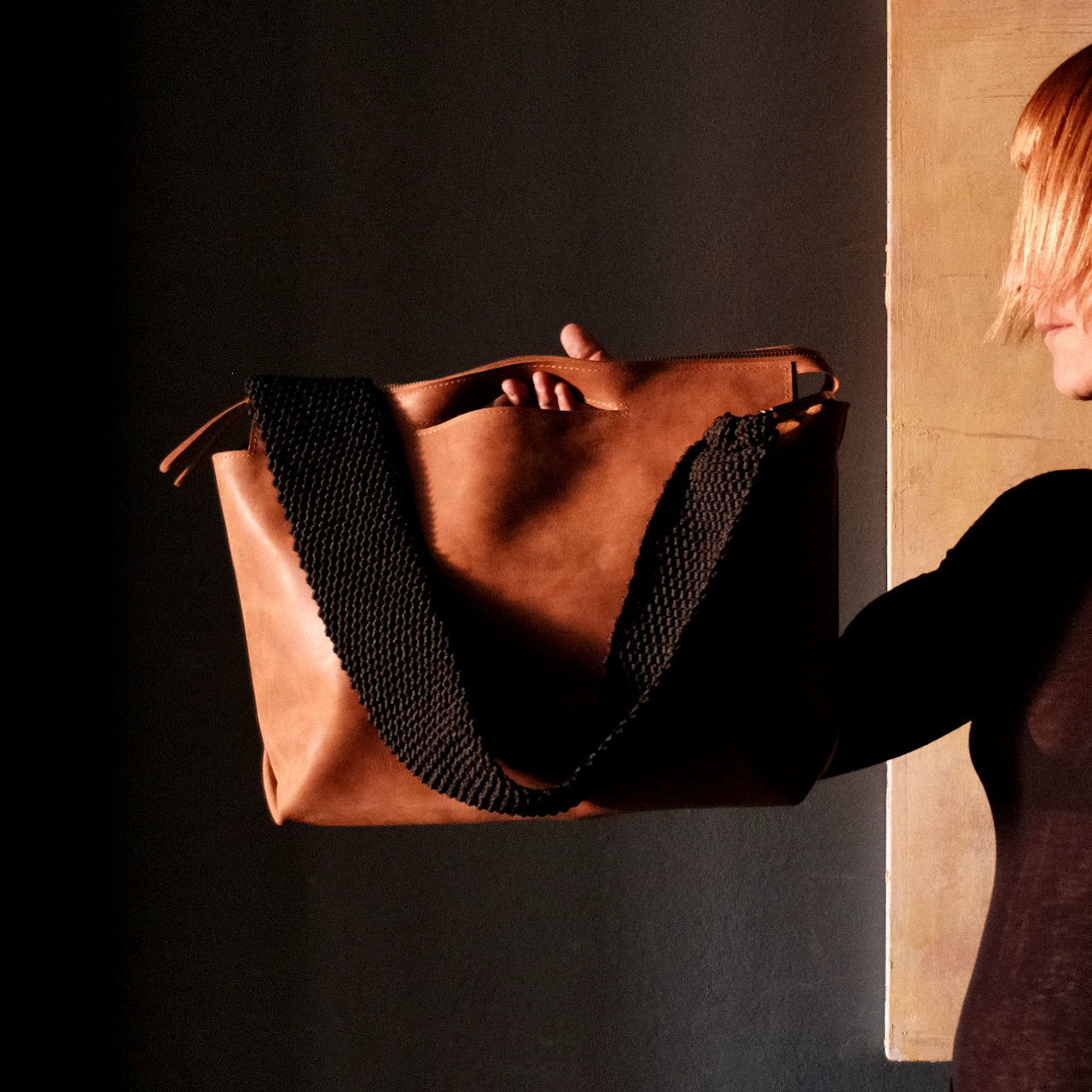 Ogda Shoulder Bag - Cognac with Black Macrame Strap