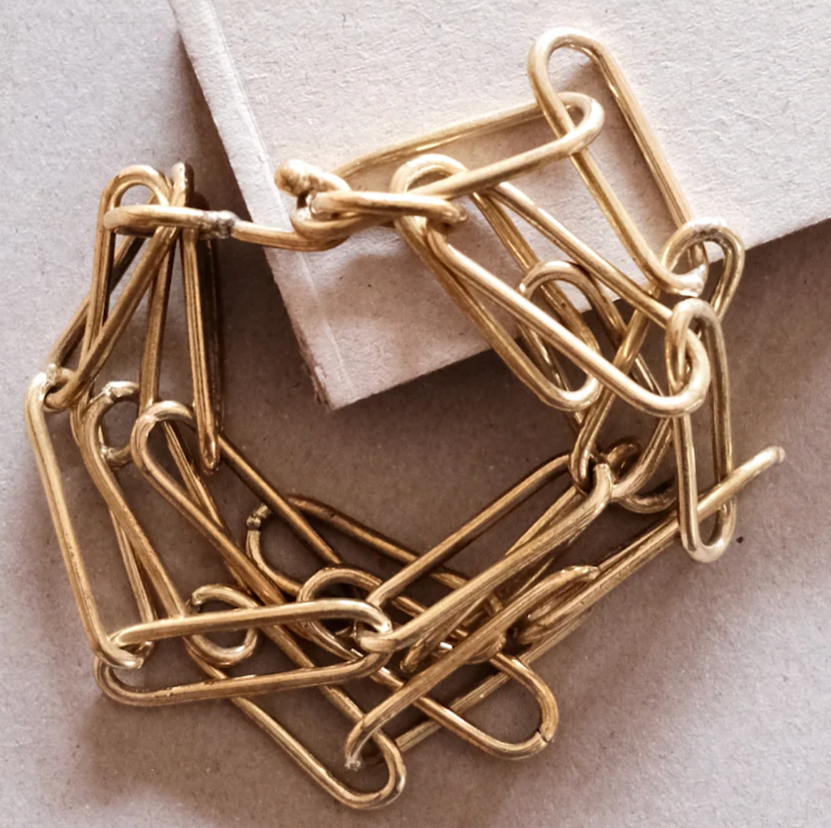 Sinsla Loop Bracelet