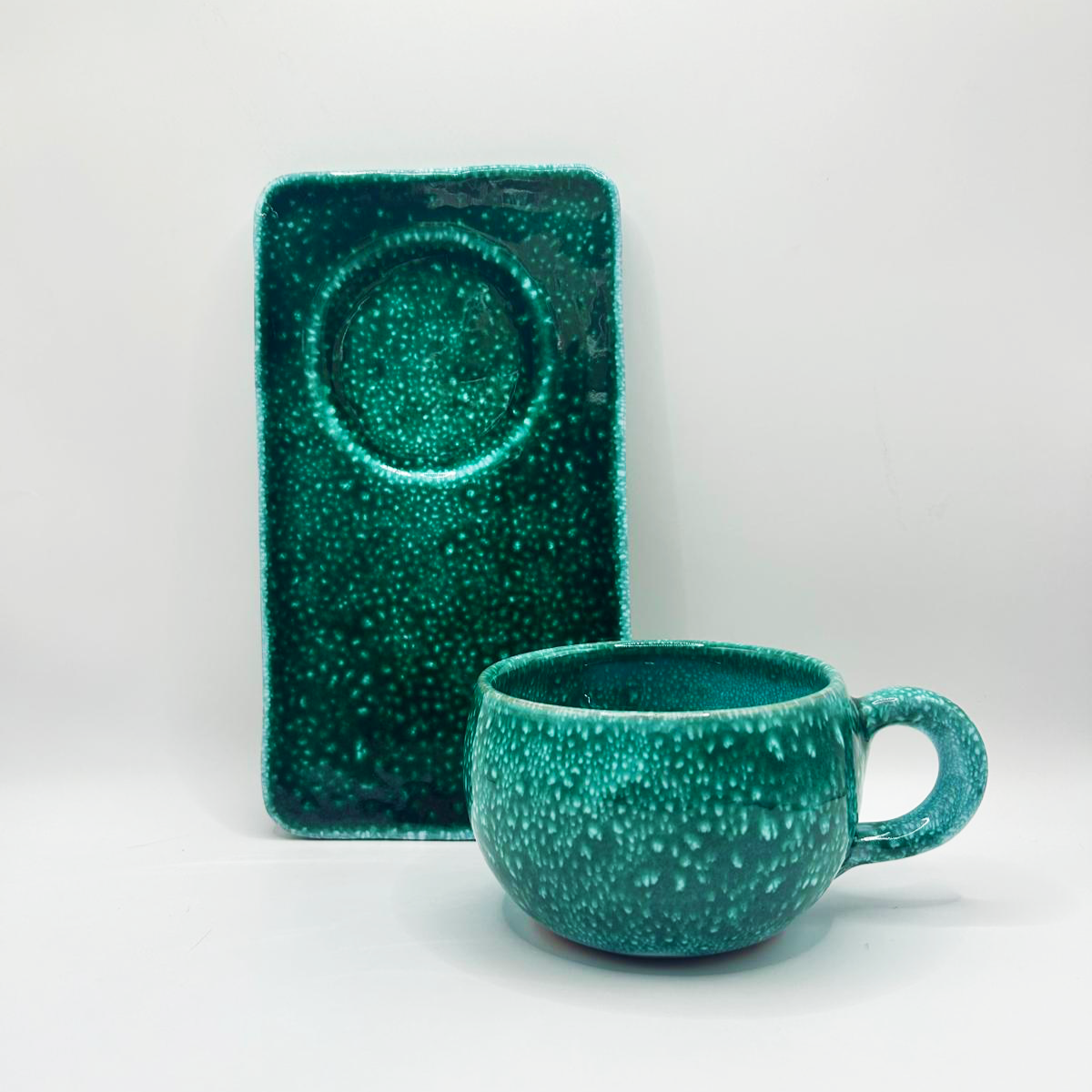 Ceramic Cosy mug & rectangular saucer Green