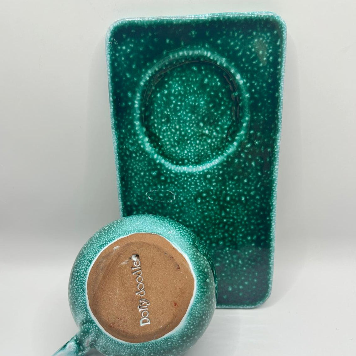 Ceramic Cosy mug & rectangular saucer Green