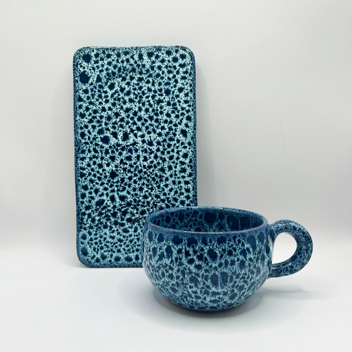 Ceramic Cosy mug & rectangular saucer Blue