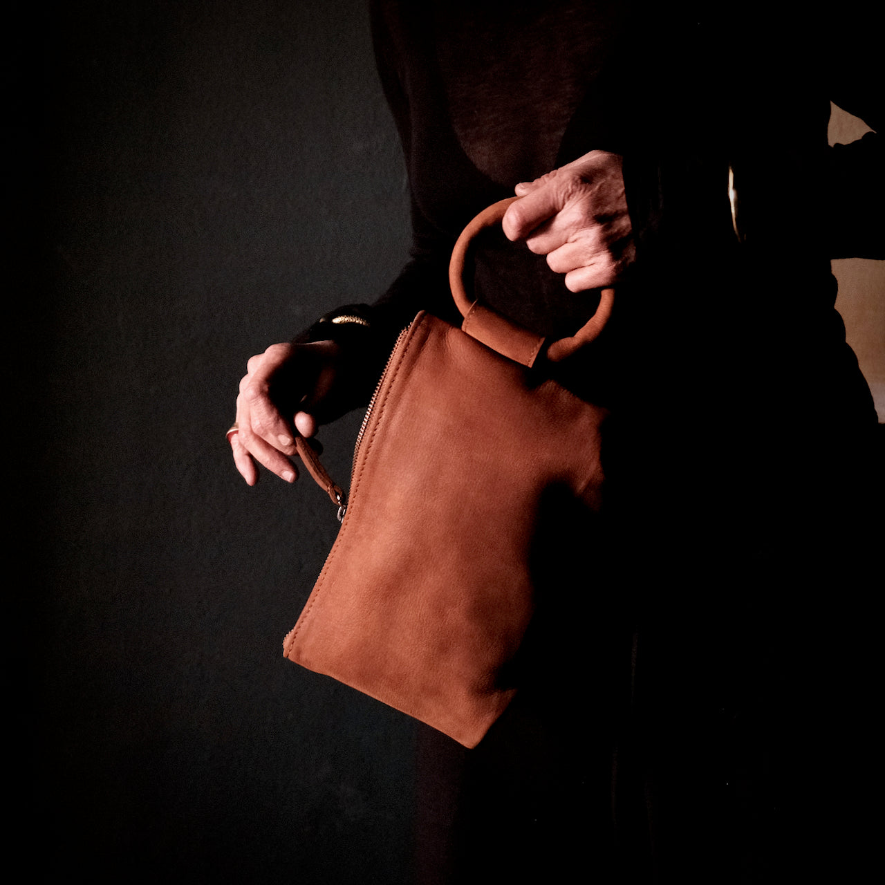 Hayat Clutch - Cognac Leather
